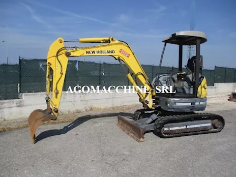 New Holland E30.2SR