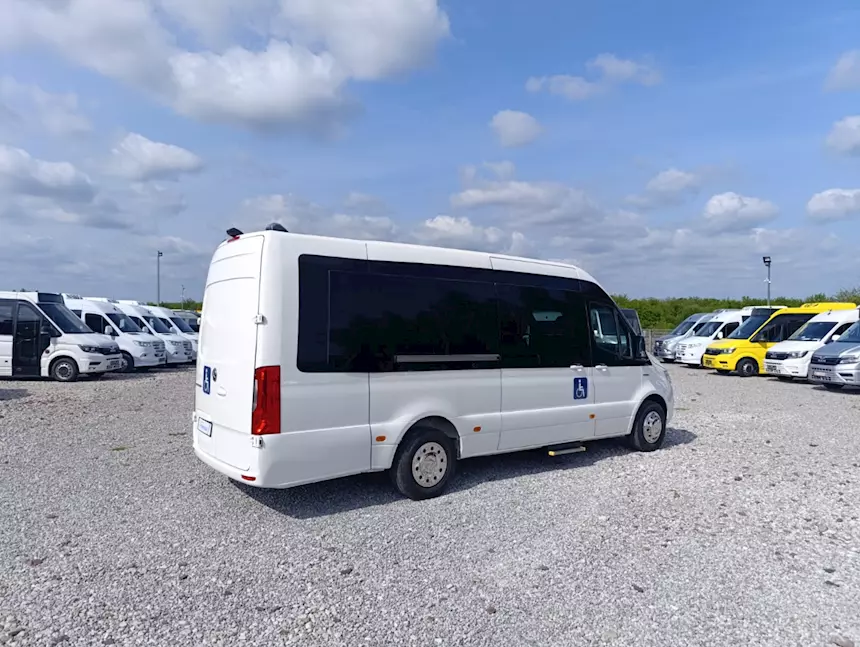 Foto 9Mercedes-Benz eSprinter nuovo Euro 6