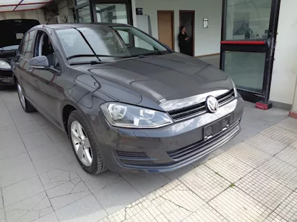 Volkswagen Golf Business 1.6 TDI 5P Confortiline Blue Motio Anno 2013 - Foto 3