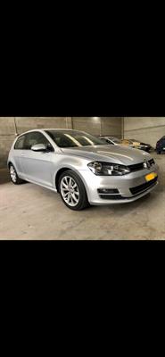 Volkswagen Golf 7.1.4TSI turbo