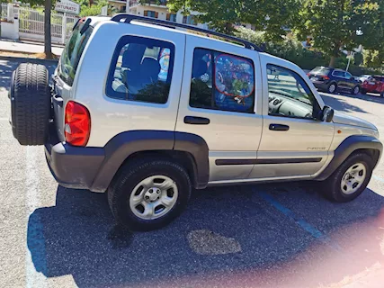 Jeep Cherokee grande Anno 2004 Fuoristrada/SUV Diesel, cambio automatico - Foto 3