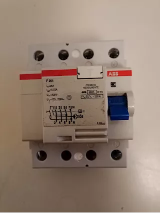 Interuttori magnetotermici - Foto 3