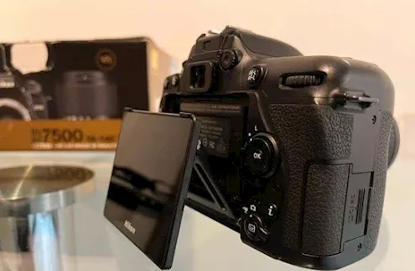 Nikon D7500 con obbiettivo 18140 vr - Foto 3
