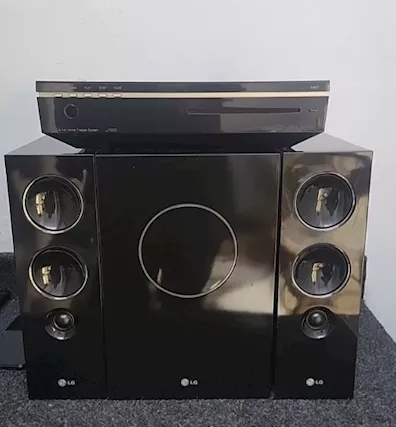 DVD lg -il kit di casse dolby surround
