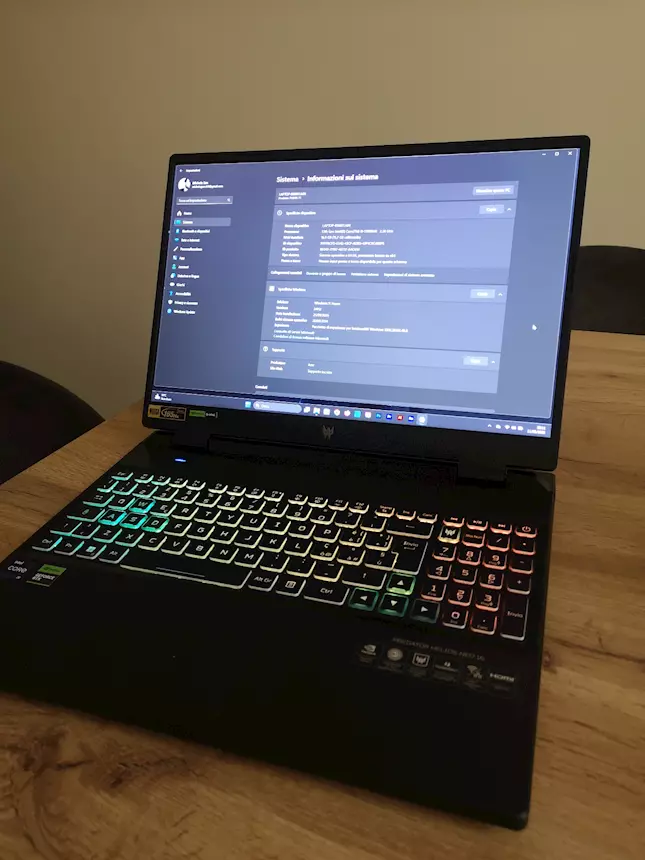 Acer Predator Helios Neo 16 PHN16-71-98