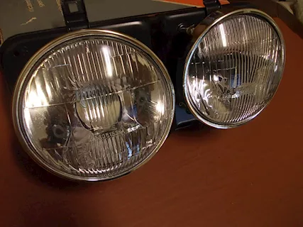 Fari anteriori ELMA Fiat 132 - Foto 3