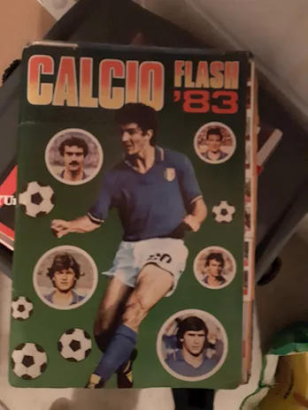Vendo libri e album figurine - Anteprima 2
