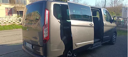 Ford Custom Anno 2016 Euro 6, in ottime condizioni - Anteprima 4
