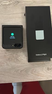 Samsung z flip 5 512 gb