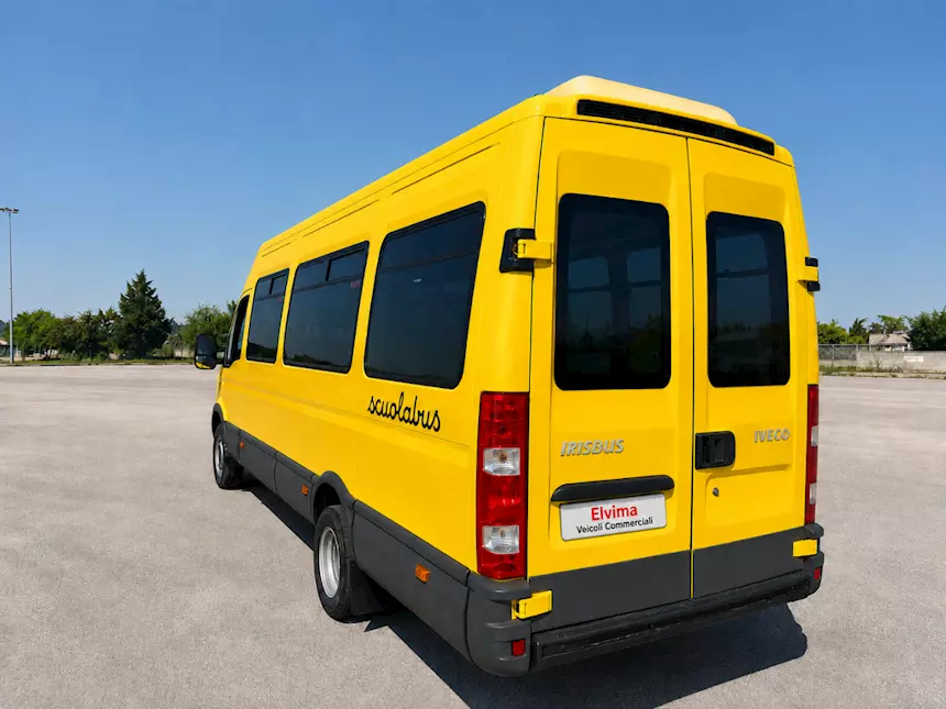 Irisbus Marca Iveco Scuolabus 30 Posti Euro 5 Anno 2011 Km 120000