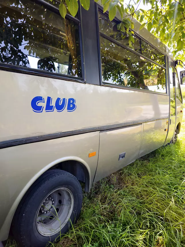Foto 8Minibus Marca Iveco Kapena (Cacciamali) Anno 2005