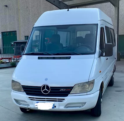 Mercedes Sprinter 213 (trasporto disabili)