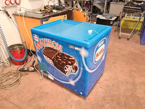 Pozzetto freezer per gelati usato