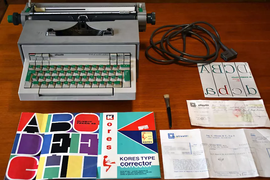 Foto 4Macchina da scrivere di design Olivetti Praxis 48, in buone condizioni