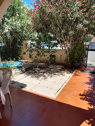 Olbia, Bilocale con giardino per vacanze