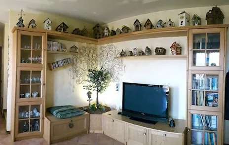 Arredamento in legno massello