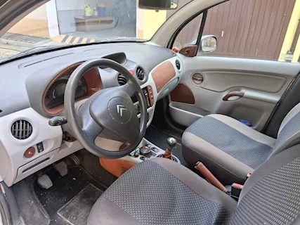 Citroen C3 anno 2003