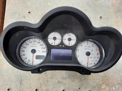 Quadro strumentazione per Alfa 147 - Anteprima 1
