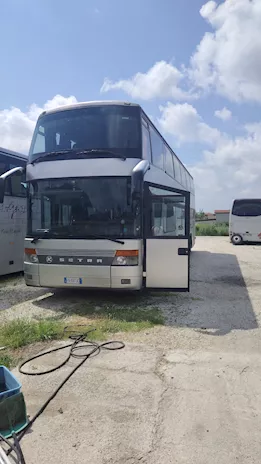 Setra 328