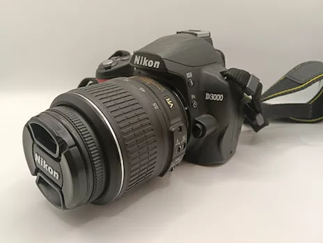 Nikon D3000