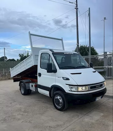 Iveco Daily 35 C12 ribaltabile