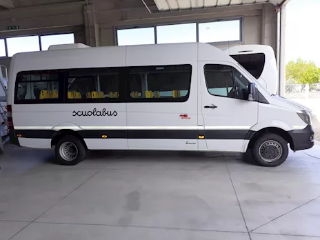 SCUOLABUS Mercedes Sprinter 516. Carroz. Tomassini.