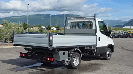 Iveco Daily 35C18 passo 3000, cilindrata 3000, 180 CV, casso, cassone ribaltabile - Anteprima 4