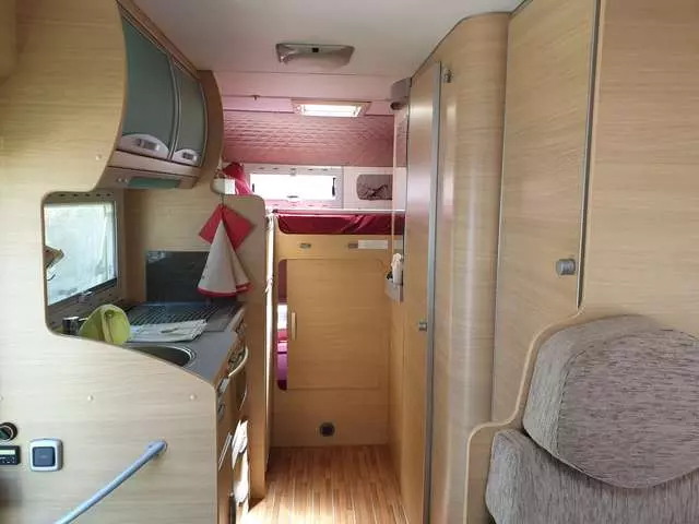 Roller Team GRANDUCA GT 2008 € 15300 Km 88500 Diesel Manuale - Foto 5