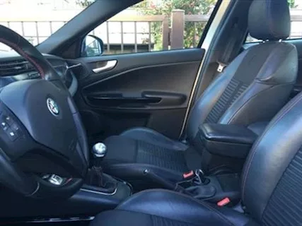 Giulietta - 1.4 Turbo MultiAir Distinctive Berlina, in ottime condizioni - Anteprima 1