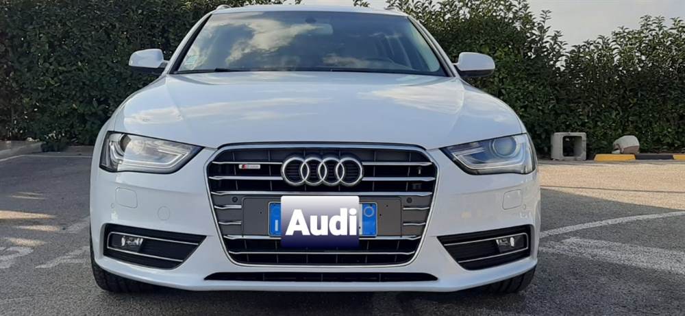 Audi A4 150CV Euro 6 automatica con tetto