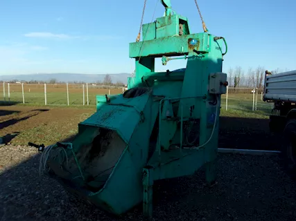 Betoniera da 500lt e montacarichi