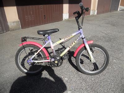 Privato Vende Bicicletta Usata per Bambini 4/6 Anni