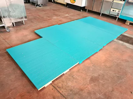 Pannelli in legno per finiture estetiche usati