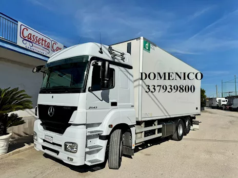 Mercedes-Benz Axor 2543 Frigo Trasporto Carni con Gancere