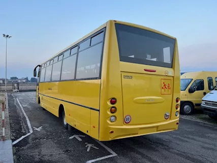 Iveco Sitcar Eurocargo 100 Km 0 - Foto 3