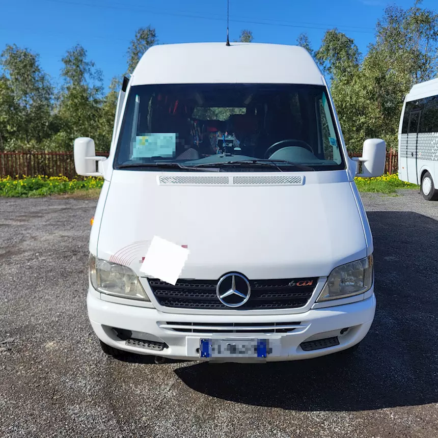 Foto 2Merdes Sprinter 416 Marca Mercedes Anno 2007 Km 0, in buone condizioni