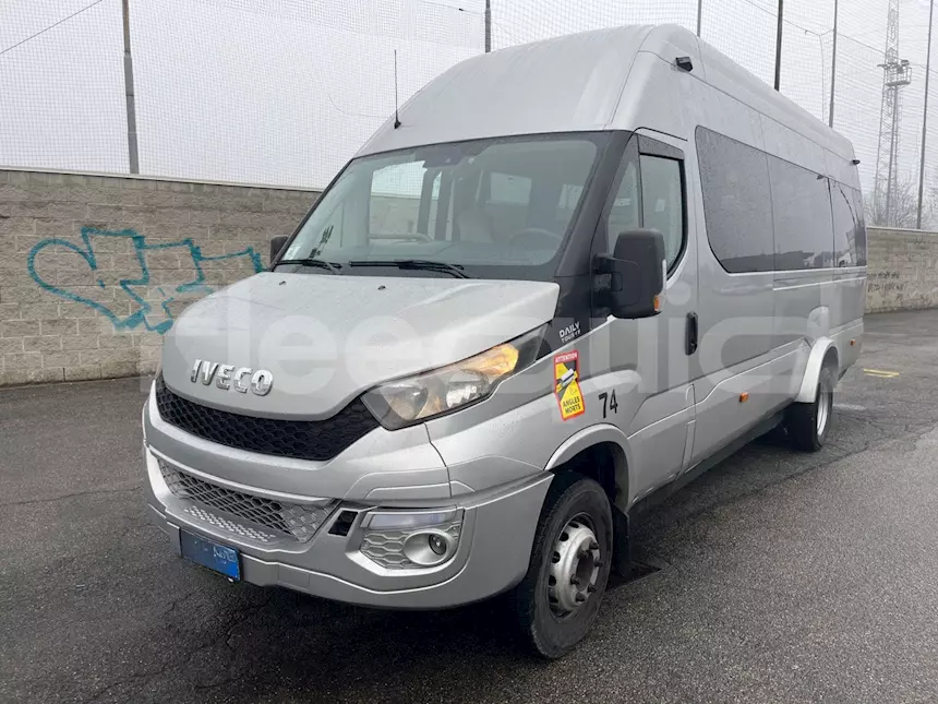Foto 2Iveco Daily, 2015, 21 posti, Euro 6, km 672.623, cambio: manuale
