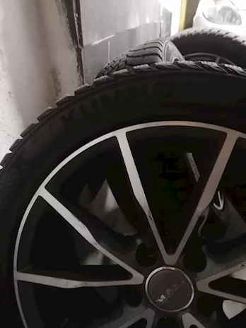 Audi A3 Sedan 225/45 R17 94V invernali Completo di Cerchione - Foto 6