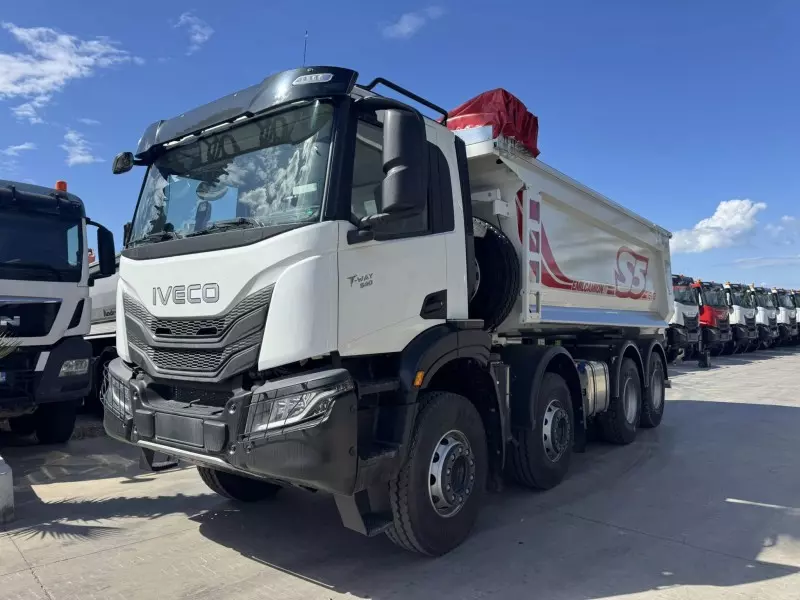 Foto 2Iveco Trakker 3 Assi 4 Assi Varie Dispobilita Mezzo d'opera