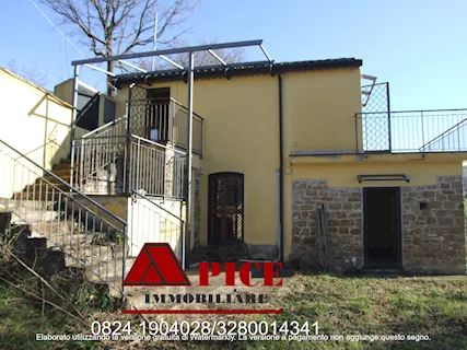 Piccola dimora in pietra