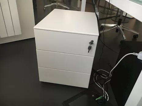 Cassettiera per Ufficio in Metallo Bianco