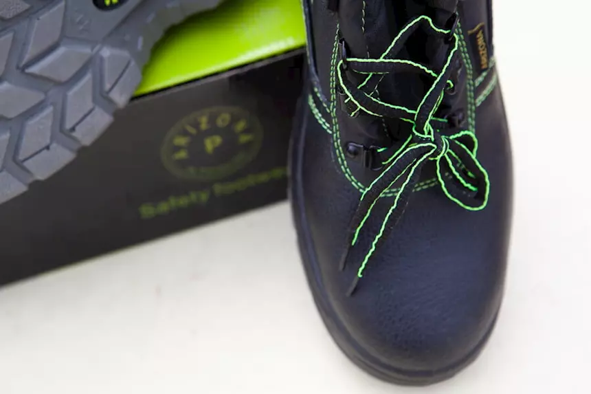 Foto 2Scarpe antinfortunistiche nuove - 24287