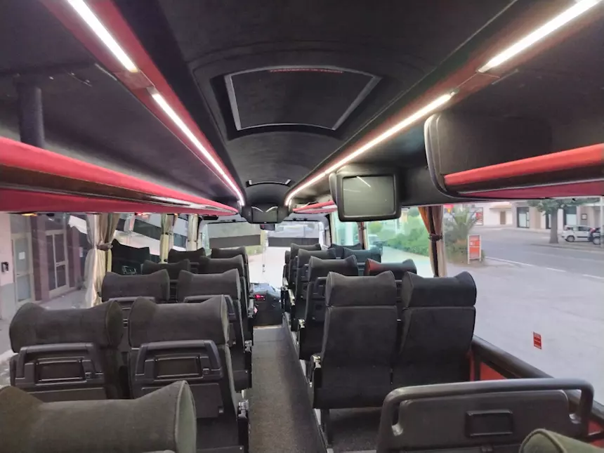 Foto 3Unico ESENPLARE. EX MILAN. Marca Irizar Km 680000 Euro 2