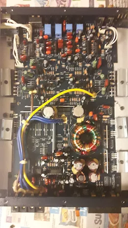 Amplificatore da auto blaupunkt-tha 280