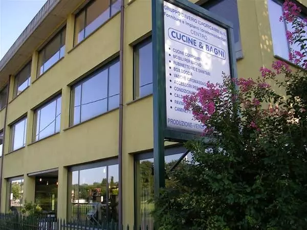 Foto 3Mobili da bagno, Provincia di Varese, Gallarate, Busto