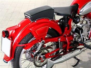 Moto d'epoca Guzzi 250 cc Airone Sport