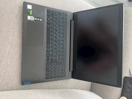 Portatile Marca Lenovo 15, ottime condizioni - Anteprima 2