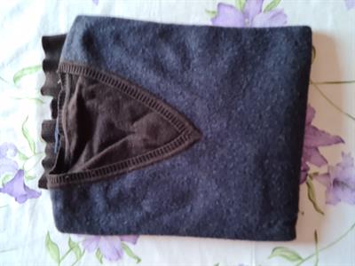 maglia con scollo aV colore
