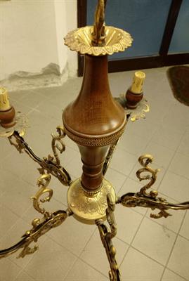 Lampadario 5 bracci in Ottone e legno in perfetto stato atta - Foto 4