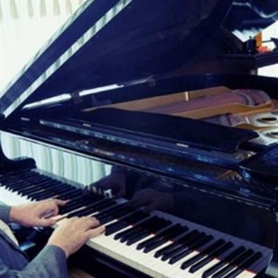 Lezioni di pianoforte base ed avanzate a Milano